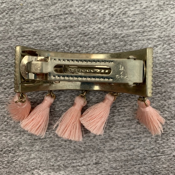 Chloe + Isabel pink tassel hair clip with white beads hair accessory - Picture 4 of 5
